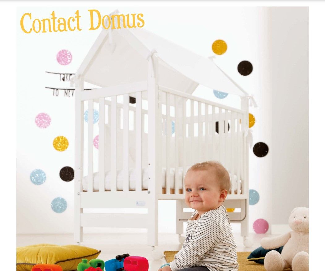 Azzurra Design Lettino Contact Domus è realizzato soli materiali Made In Italy e renderà la cameretta un posto sicuro e confortevole dove trascorrere del tempo e riposare in piena tranquillità.