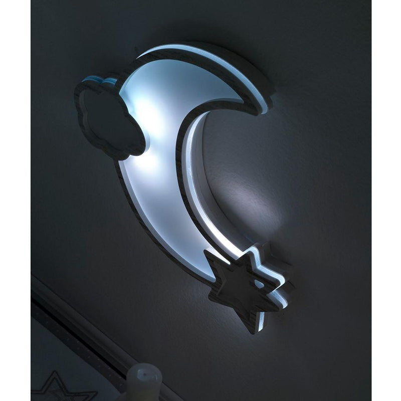 Lampada a muro Moon Erbesi è realizzata in plastica e plexiglass con striscia LED colorata dotata di telecomando. Controllabile dallo stesso telecomando del lettino.